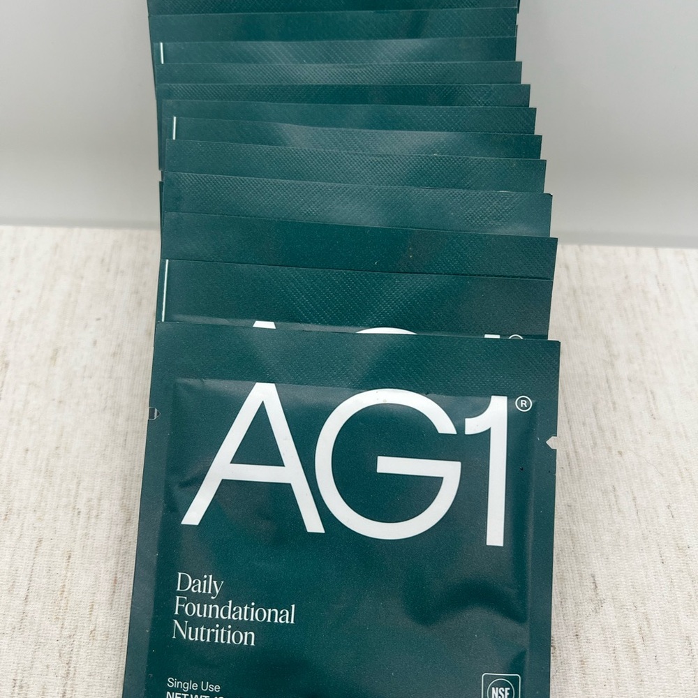 AG1 Greens Bundle 15 TRAVEL Individual Daily Packets - New Sealed